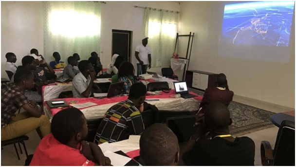 Lire la suite à propos de l’article Empowering University Students: Senegal Flying Labs Trained 35 Engineering Students